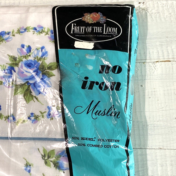 Vintage 1970s NOS Twin Flat Sheet Fruit Of The Loom Muslin Blue Rose Flower - Picture 4 of 12